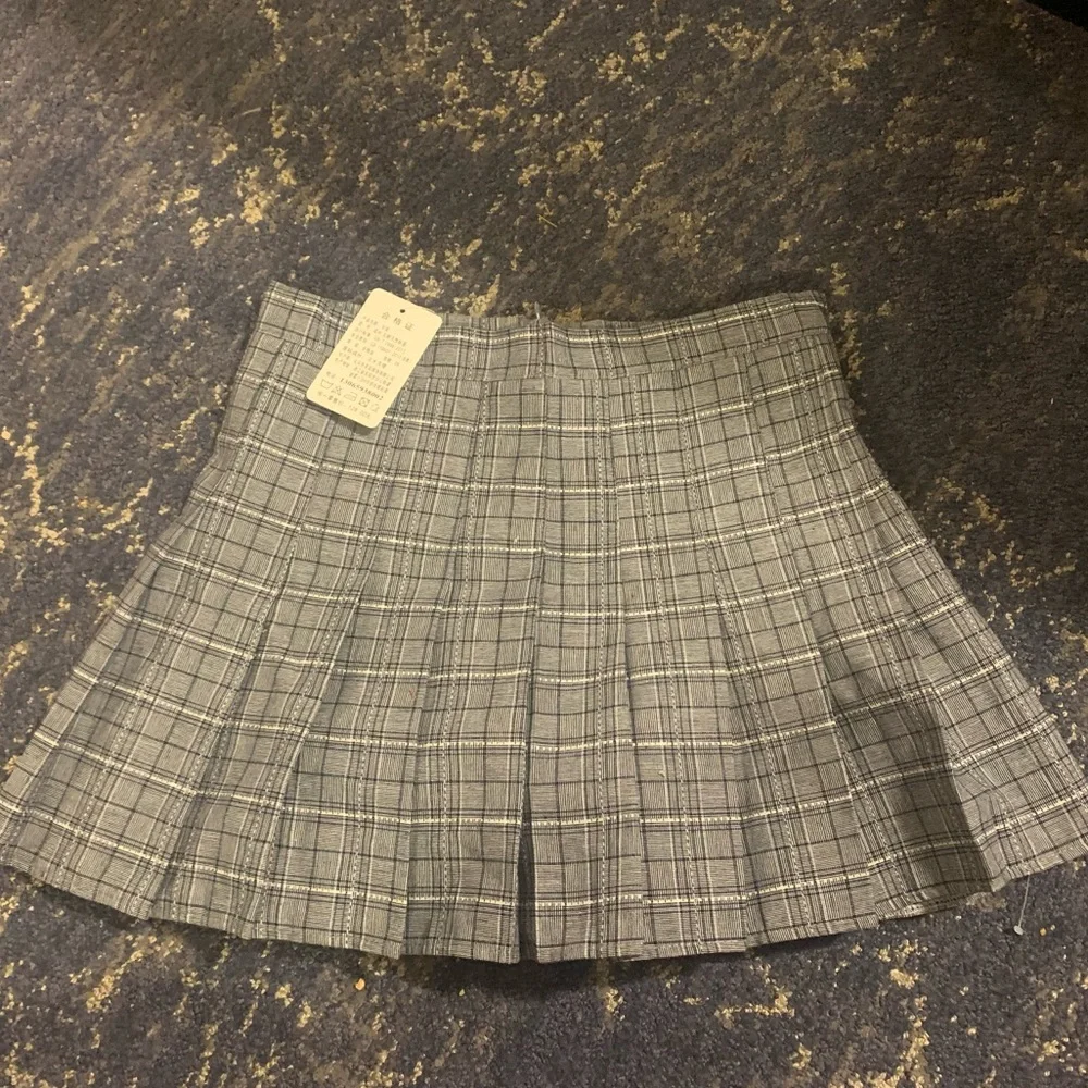 Petite sweet - Picture 1 of 2